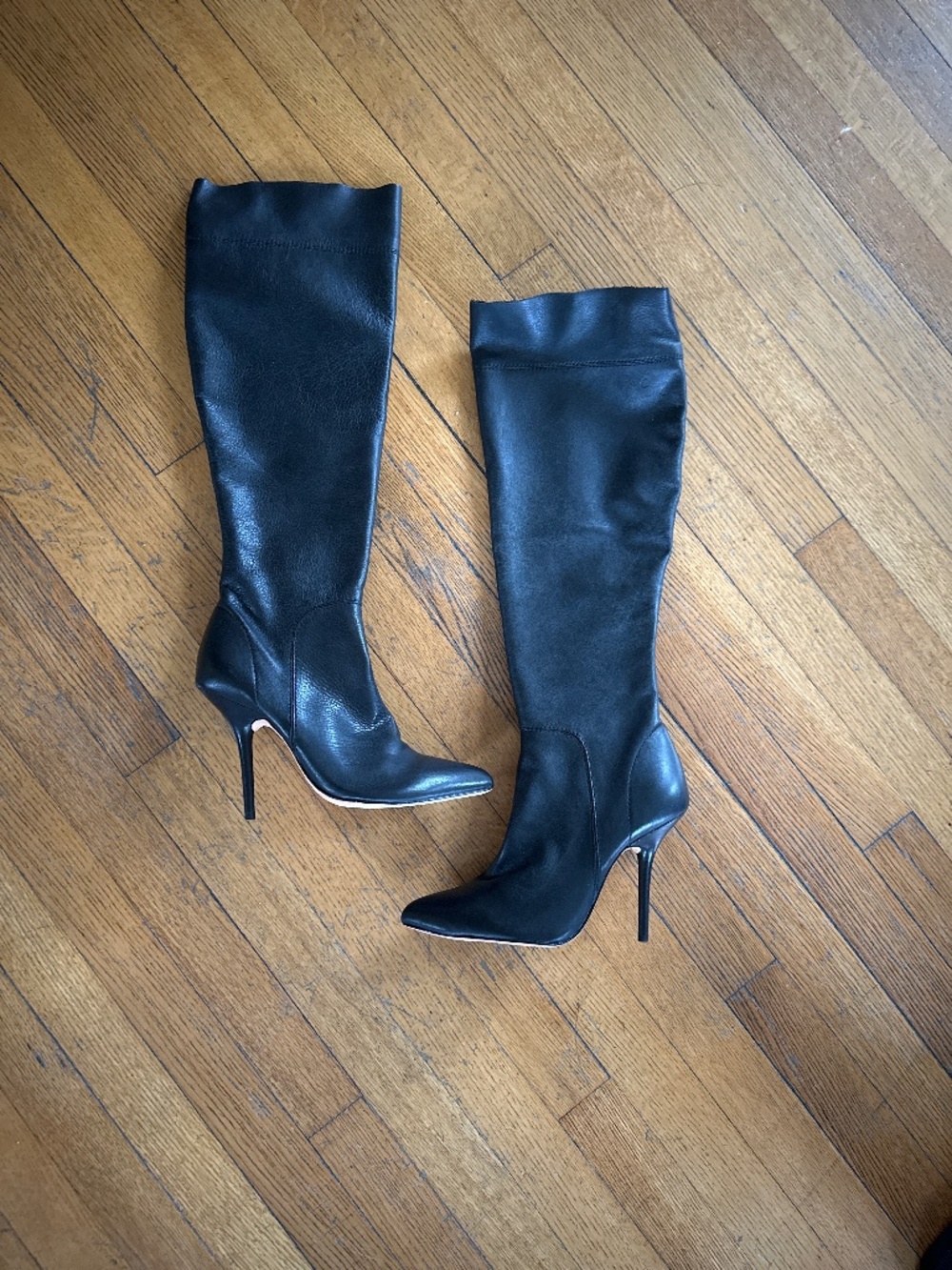 Gorgeous Vero Cuoio Over the Knee Leather boots